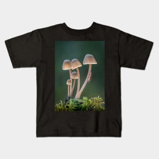 Angels Bonnets with Woodlouse Kids T-Shirt